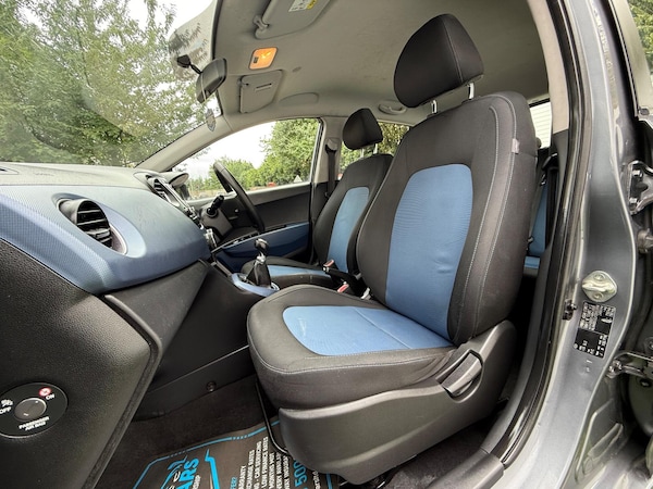 Used Hyundai i10 2014 for sale - 76259993: Photo 25