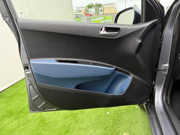 Used Hyundai i10 2014 for sale - 76259993: Photo 26