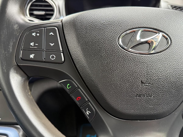 Used Hyundai i10 2014 for sale - 76259993: Photo 33