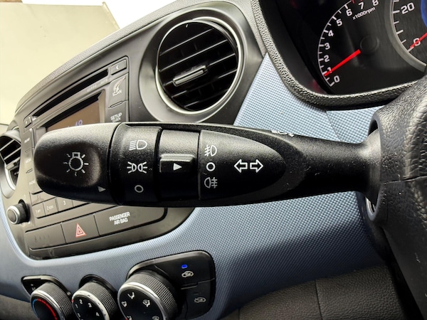 Used Hyundai i10 2014 for sale - 76259993: Photo 35
