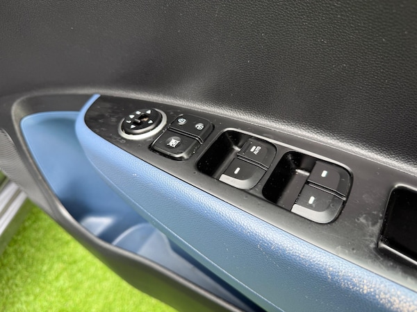 Used Hyundai i10 2014 for sale - 76259993: Photo 39