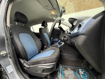 Used Hyundai i10 2014 for sale - 76259993: Photo 3