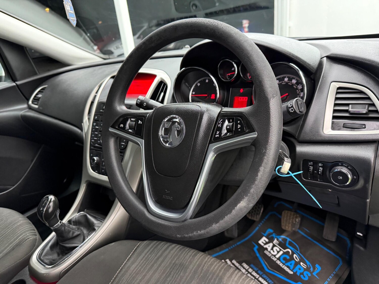 Used Vauxhall Astra for sale - 77496121: Photo 15