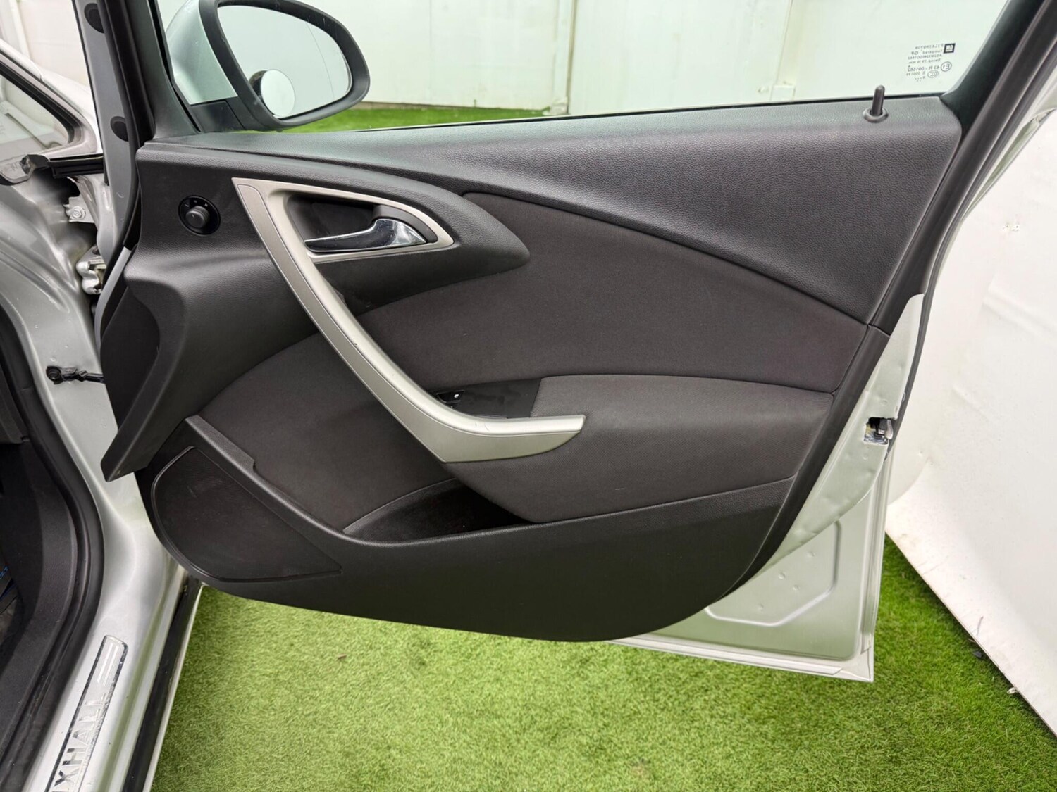 Used Vauxhall Astra for sale - 77496121: Photo 17