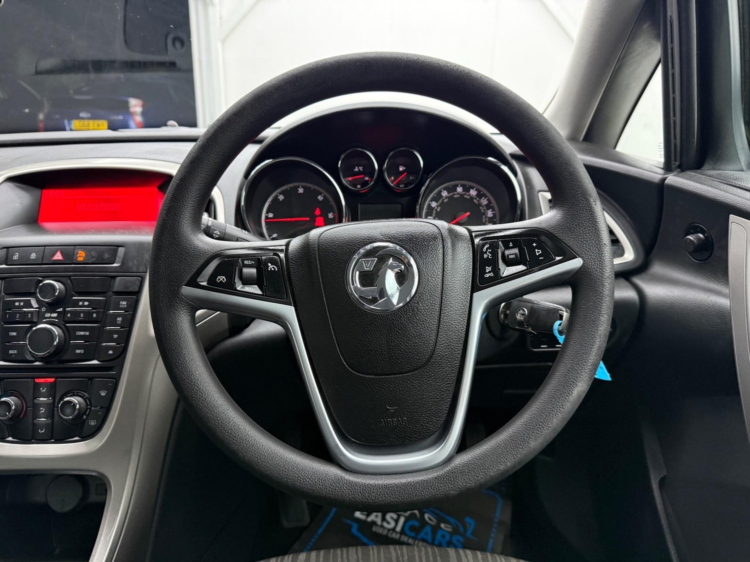 Used Vauxhall Astra for sale - 77496121: Photo 32