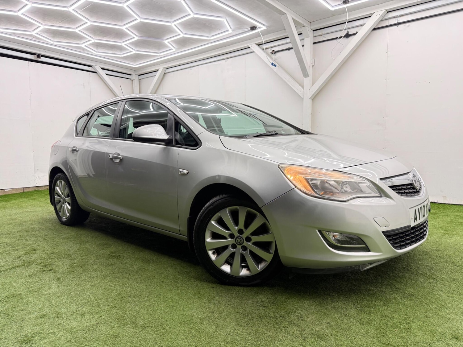 Used Vauxhall Astra for sale - 77496121: Photo 4