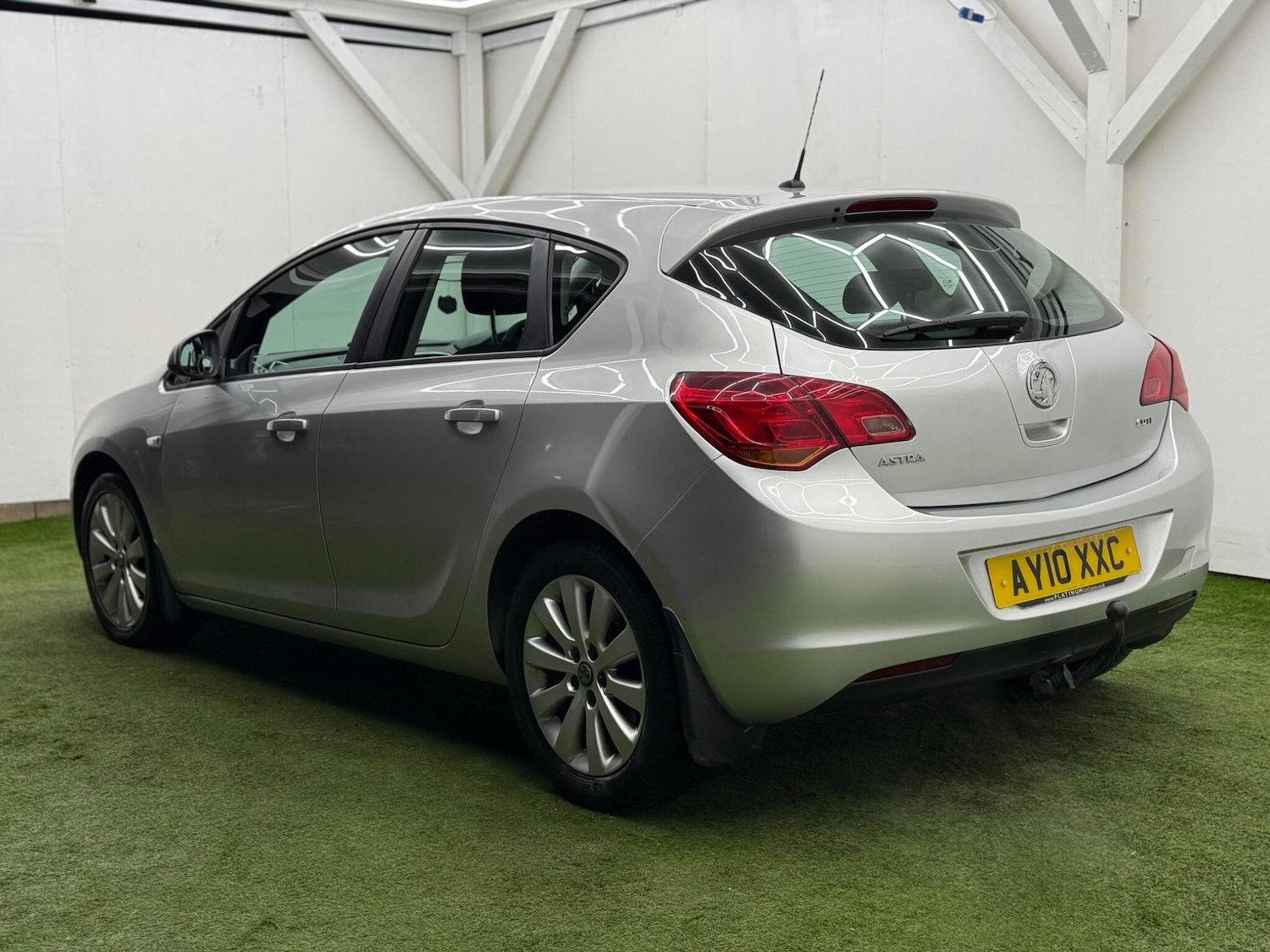 Used Vauxhall Astra for sale - 77496121: Photo 9