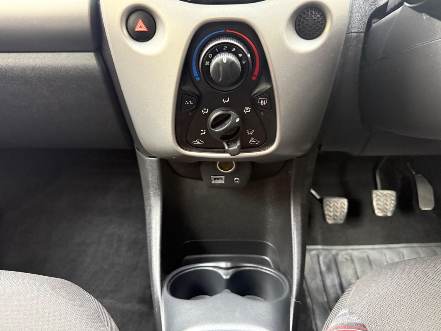 Used Citroen C1 for sale - 76521584: Photo 27