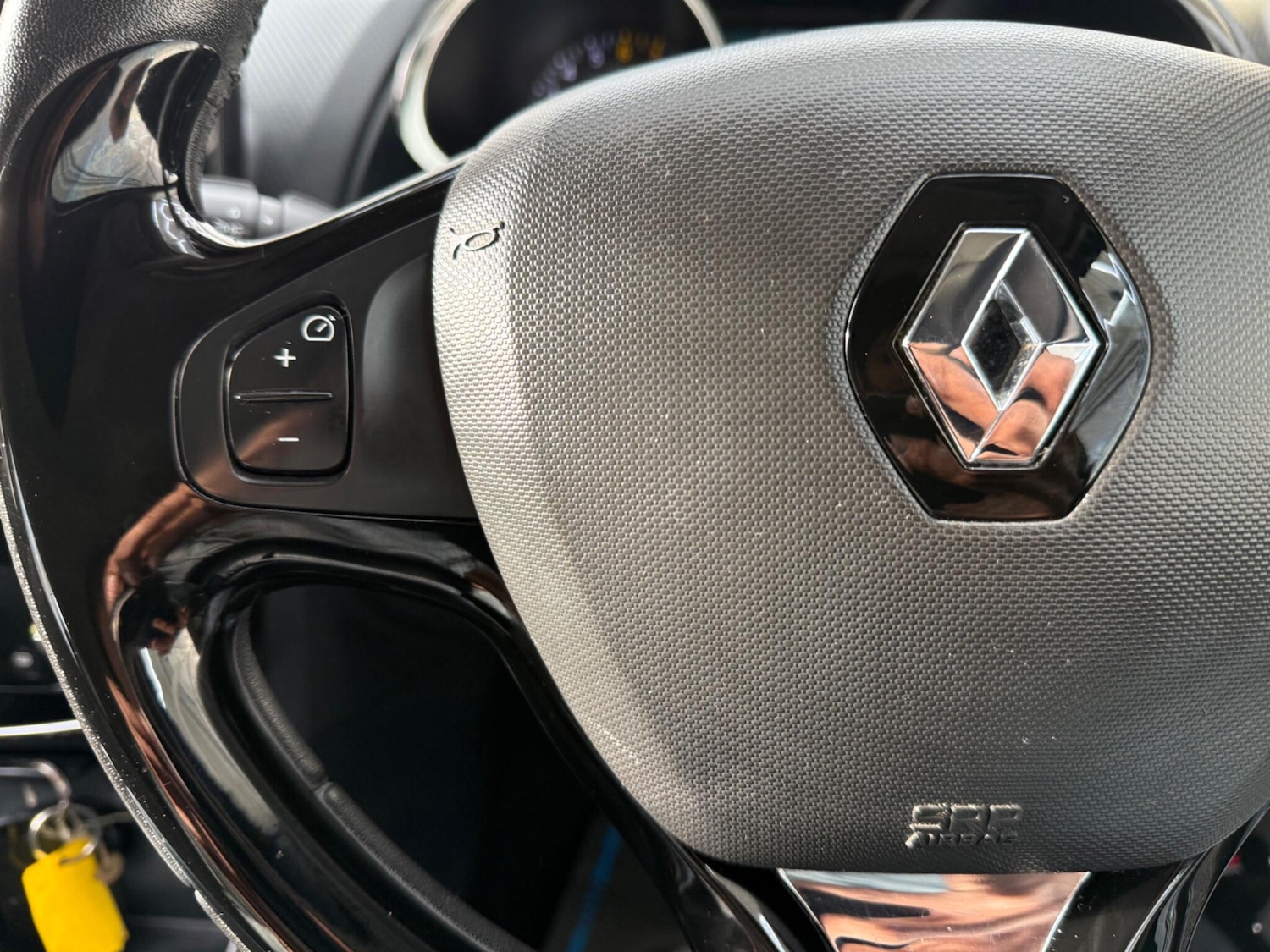 Used Renault Clio 2013 for sale - 77084426: Photo 34