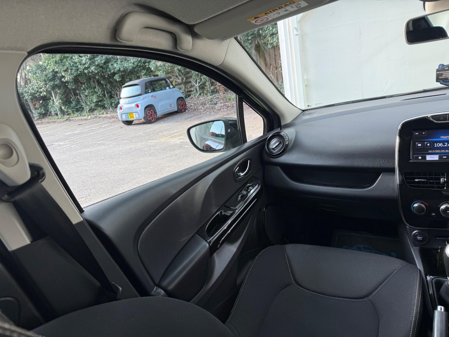 Used Renault Clio 2013 for sale - 77084426: Photo 37