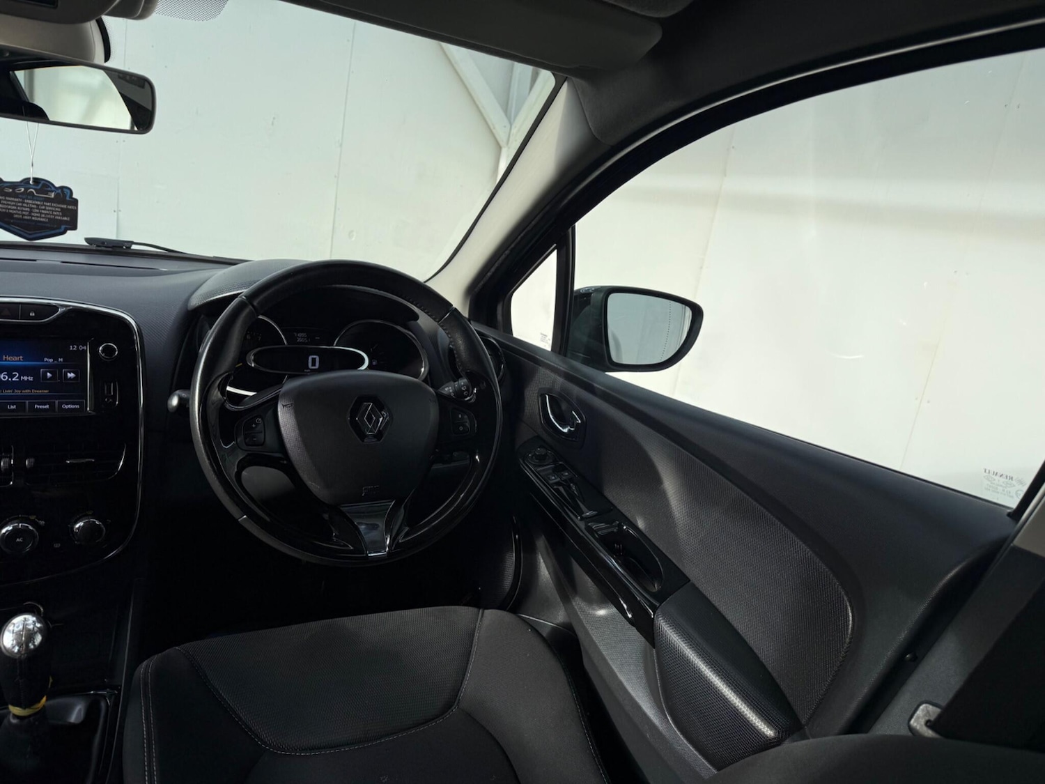 Used Renault Clio 2013 for sale - 77084426: Photo 38