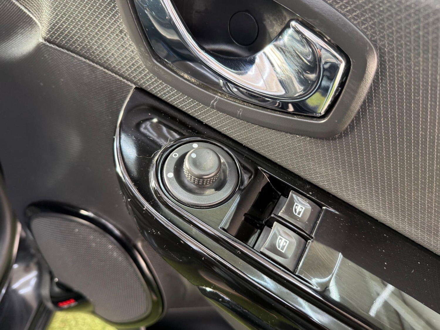 Used Renault Clio 2013 for sale - 77084426: Photo 39