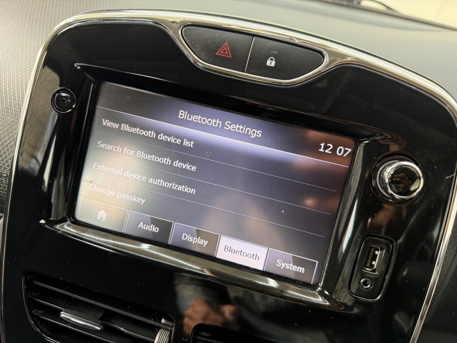 Used Renault Clio 2013 for sale - 77084426: Photo 47