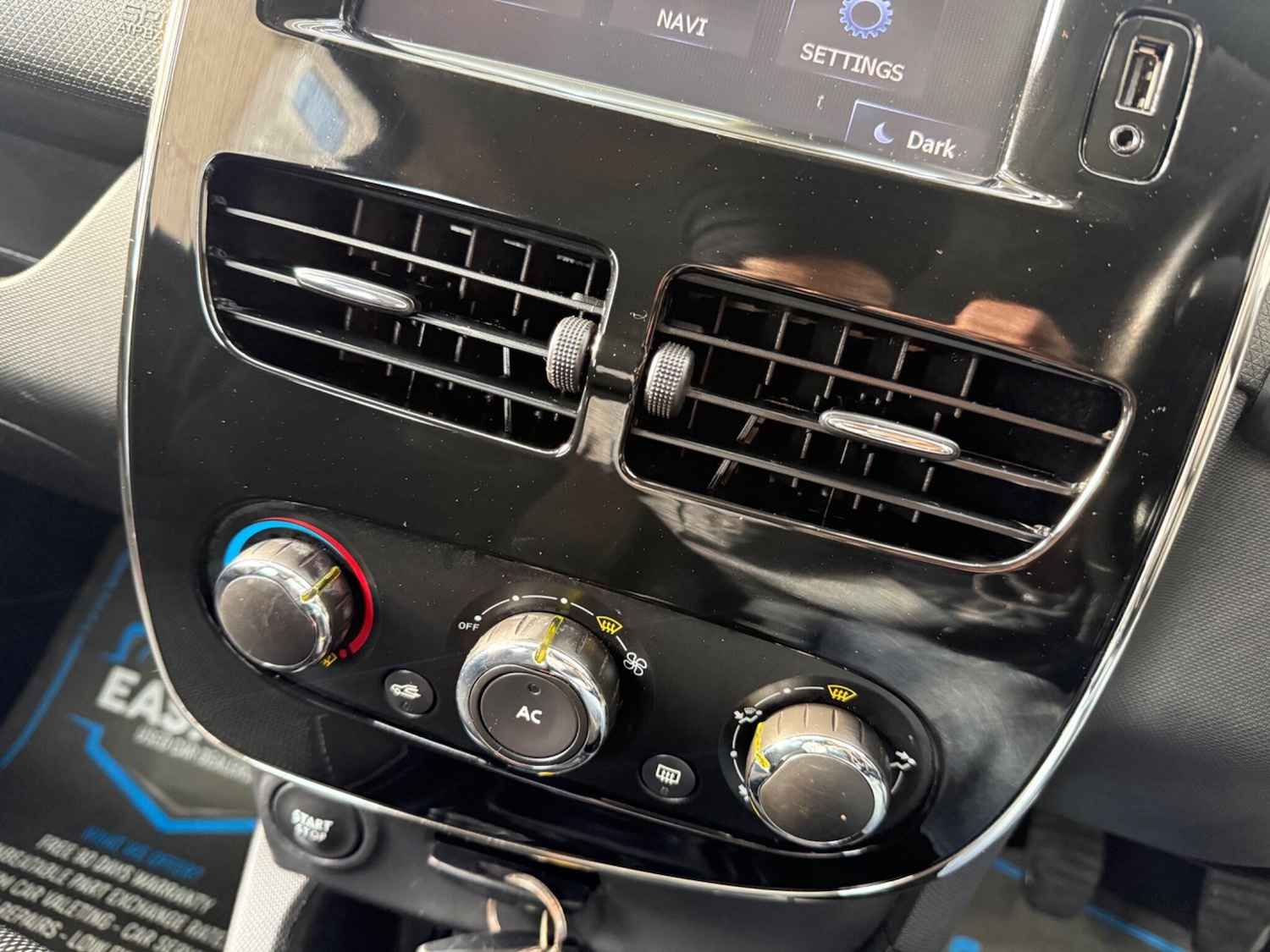 Used Renault Clio 2013 for sale - 77084426: Photo 49