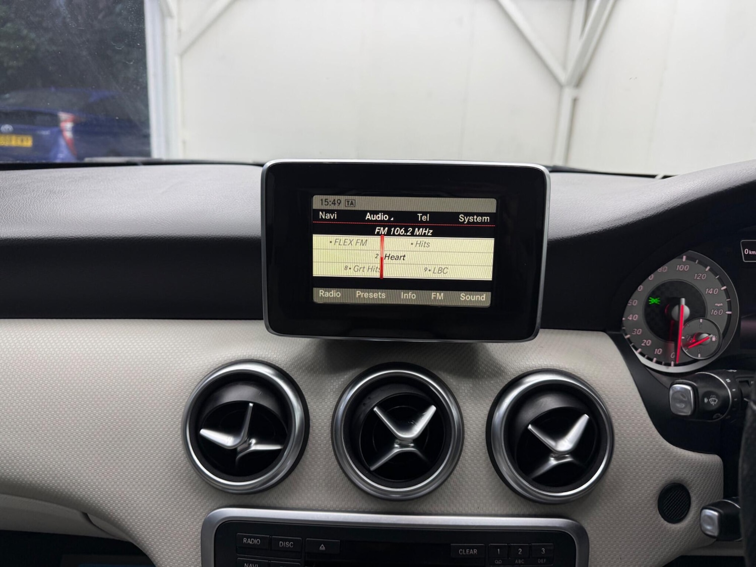 Used Mercedes-Benz A-Class 2014 for sale - 77305970: Photo 30