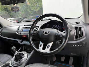 Used Kia Sportage 2011 for sale - 75696846: Photo