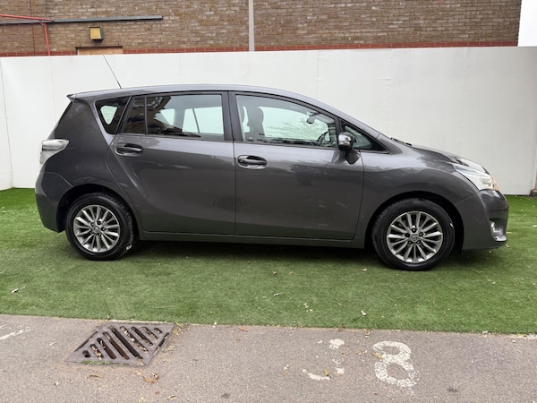 Used Toyota Verso 2016 for sale - 76238782: Photo 5