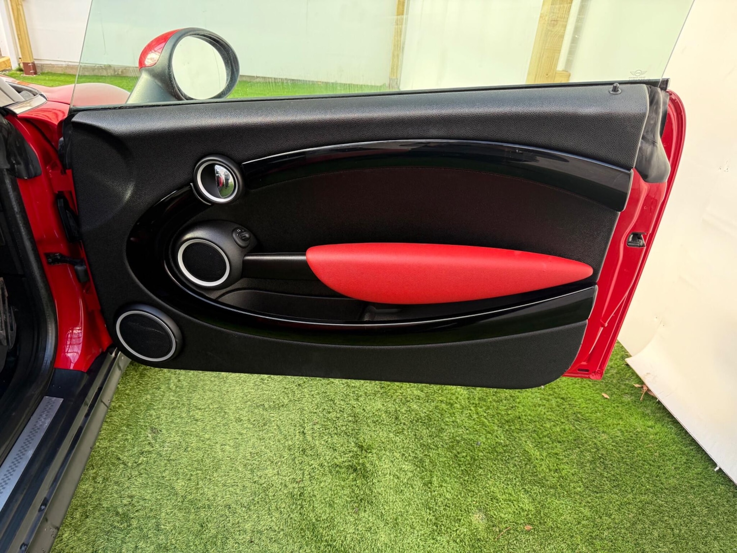 Used MINI Convertible 2012 for sale - 76522405: Photo 23