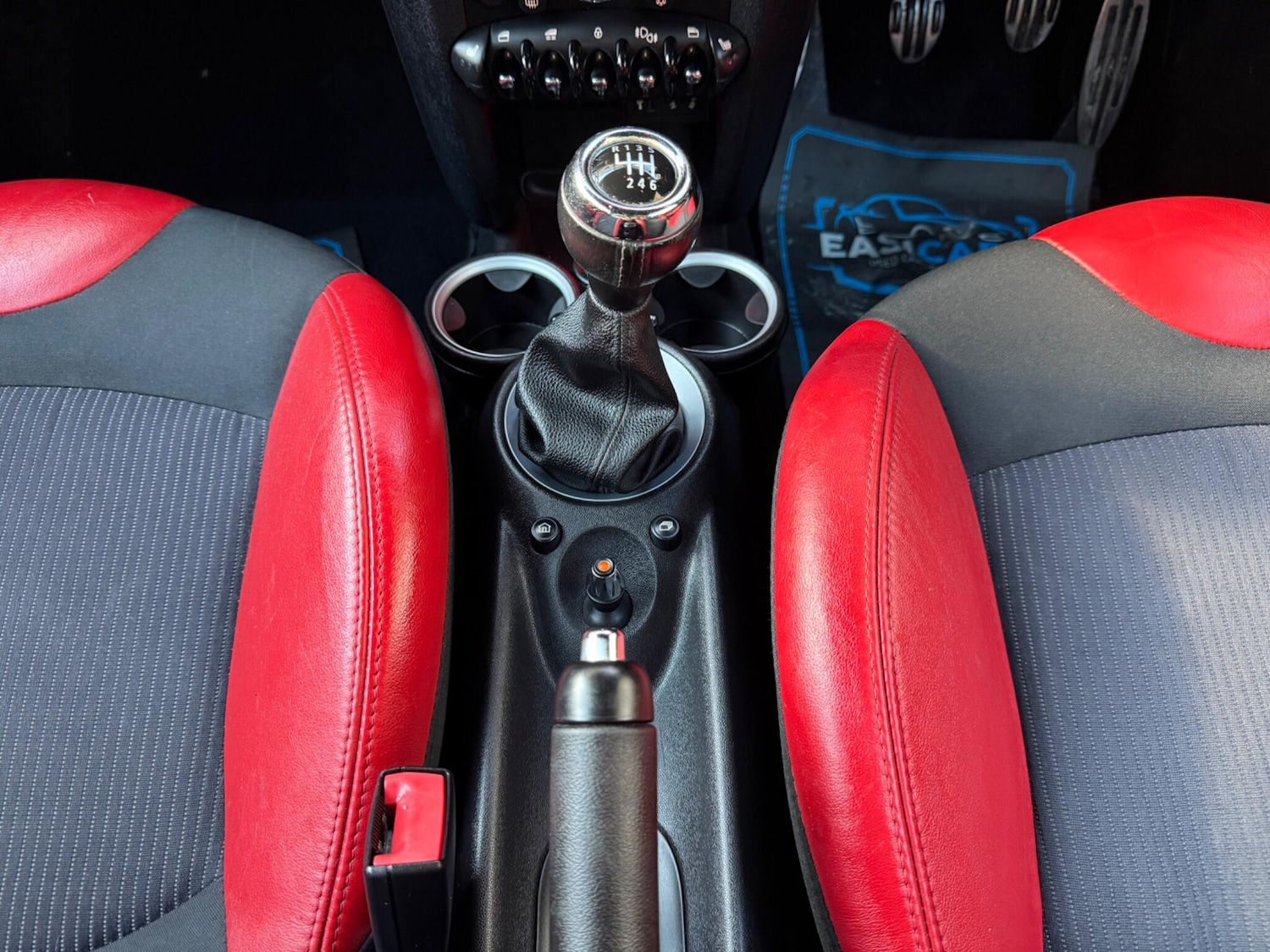 Used MINI Convertible 2012 for sale - 76522405: Photo 32