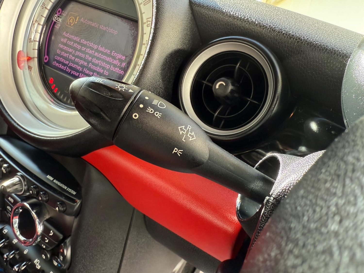 Used MINI Convertible 2012 for sale - 76522405: Photo 37