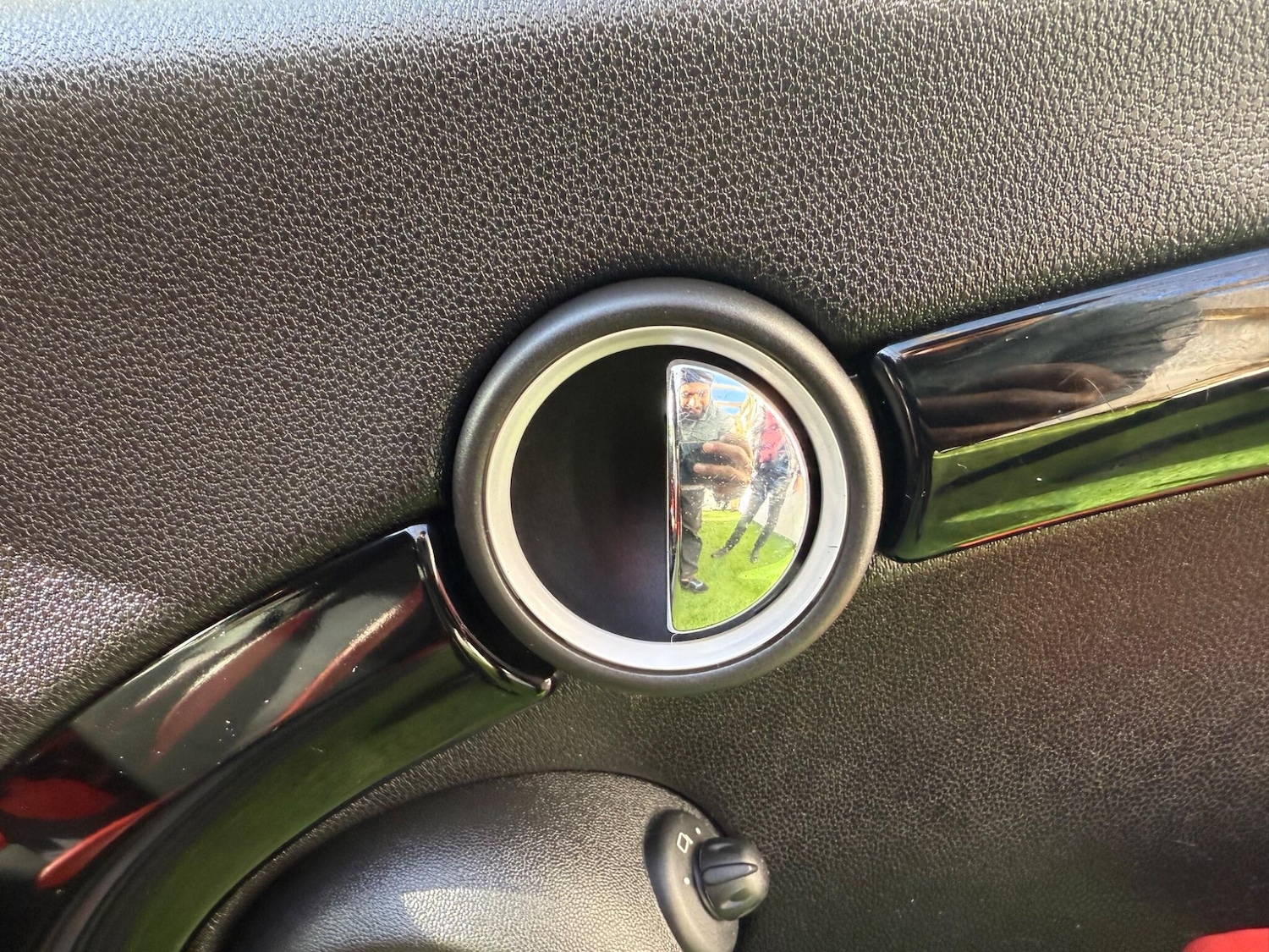 Used MINI Convertible 2012 for sale - 76522405: Photo 42