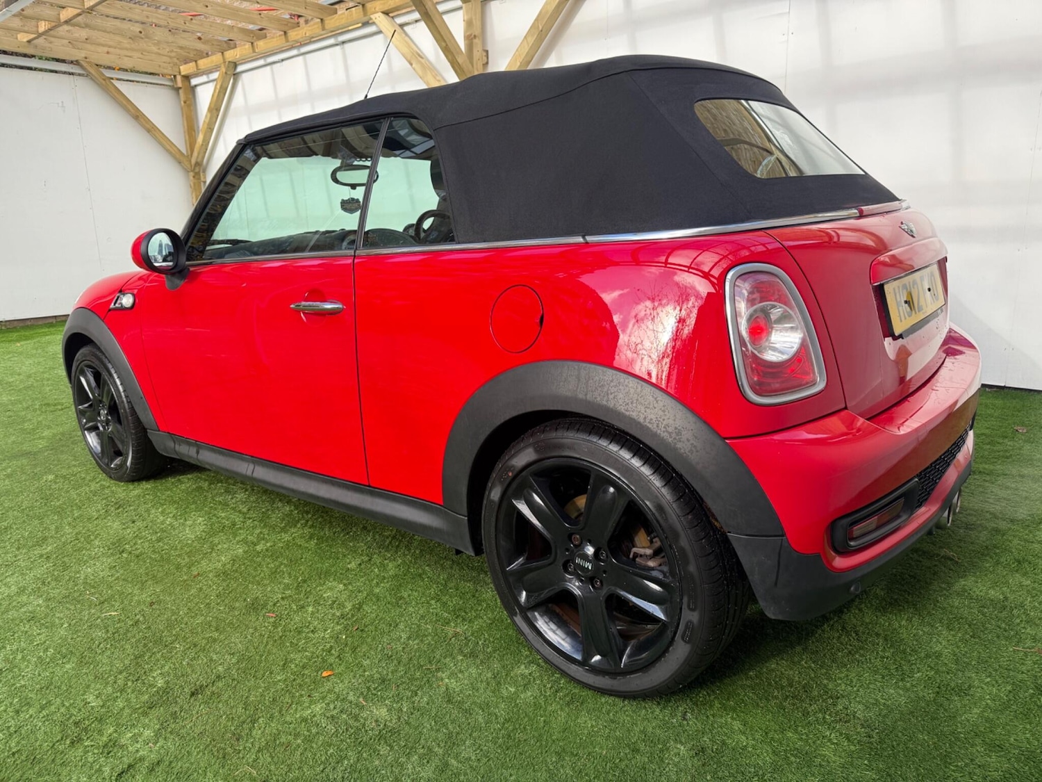 Used MINI Convertible 2012 for sale - 76522405: Photo 9