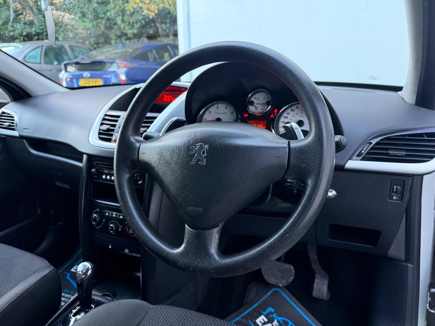 Used Peugeot 207 2010 for sale - 77054076: Photo 15