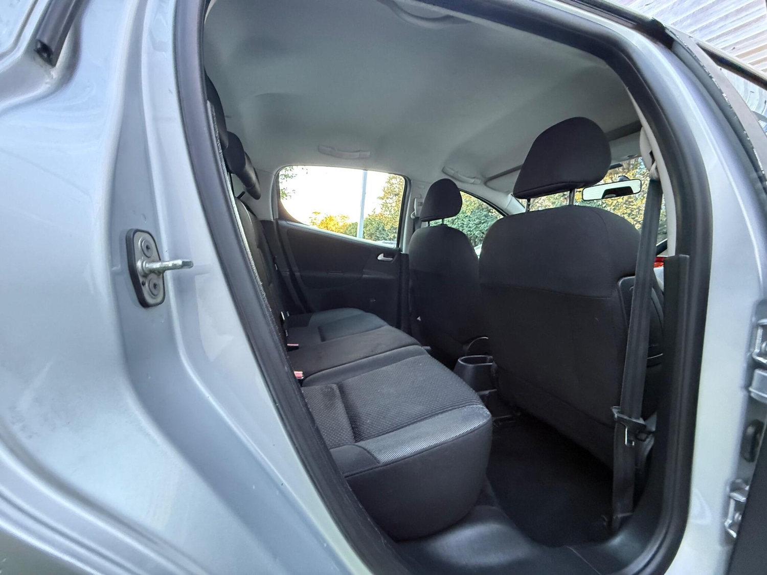 Used Peugeot 207 2010 for sale - 77054076: Photo 19