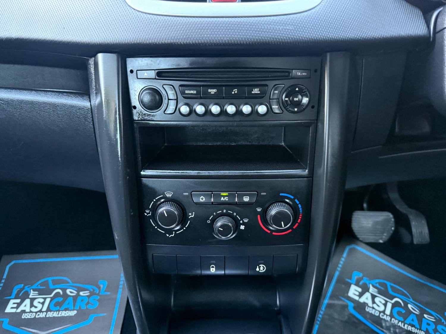 Used Peugeot 207 2010 for sale - 77054076: Photo 30