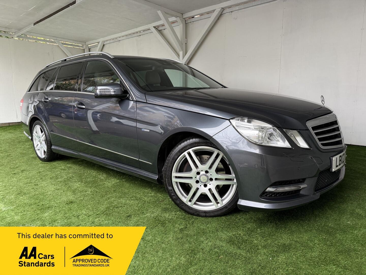 Used Mercedes-Benz E Class 2012 for sale - 76802232: Photo 1