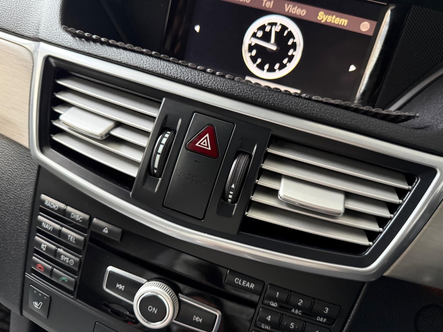 Used Mercedes-Benz E Class 2012 for sale - 76802232: Photo 48