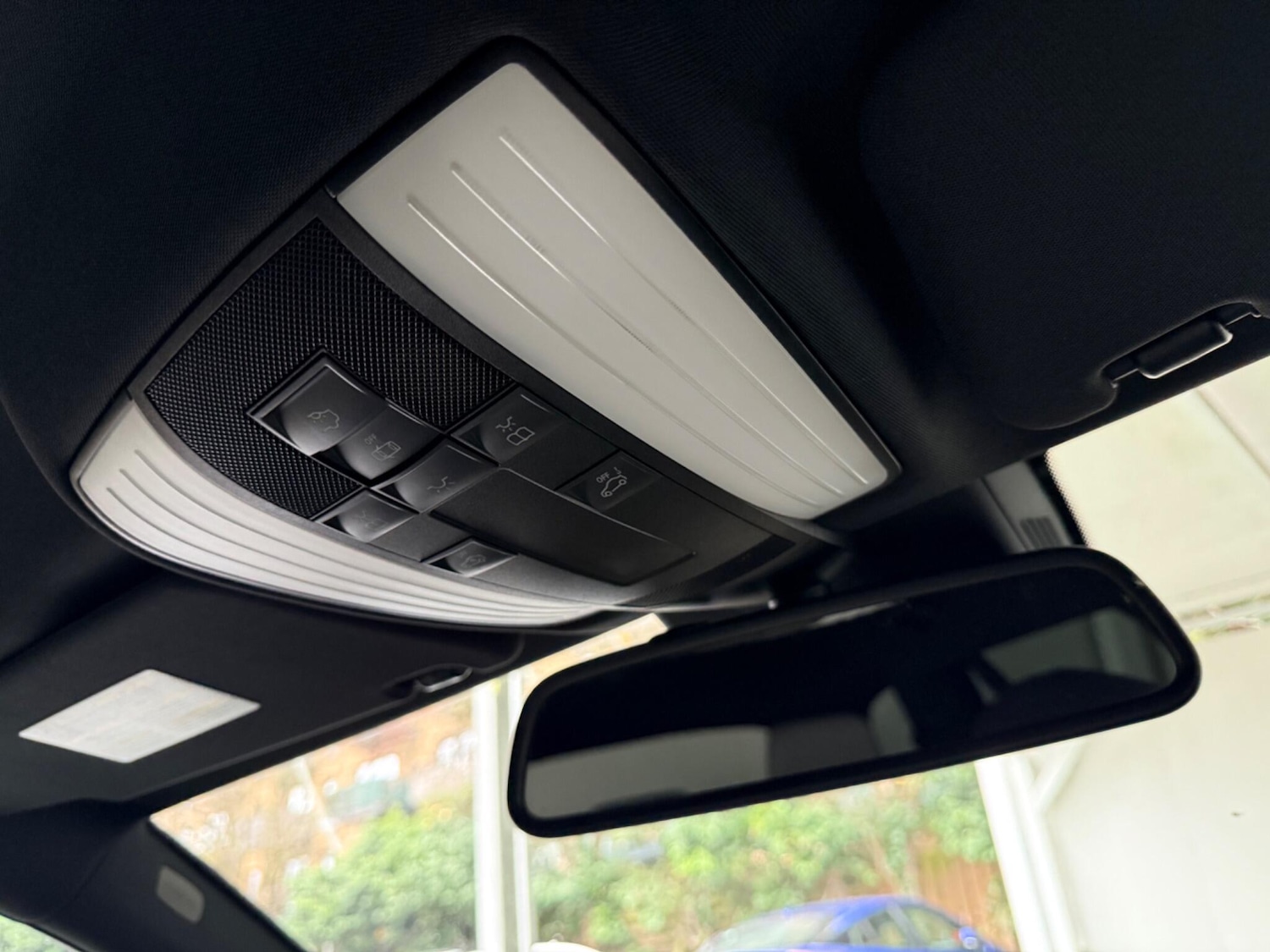 Used Mercedes-Benz E Class 2012 for sale - 76802232: Photo 54