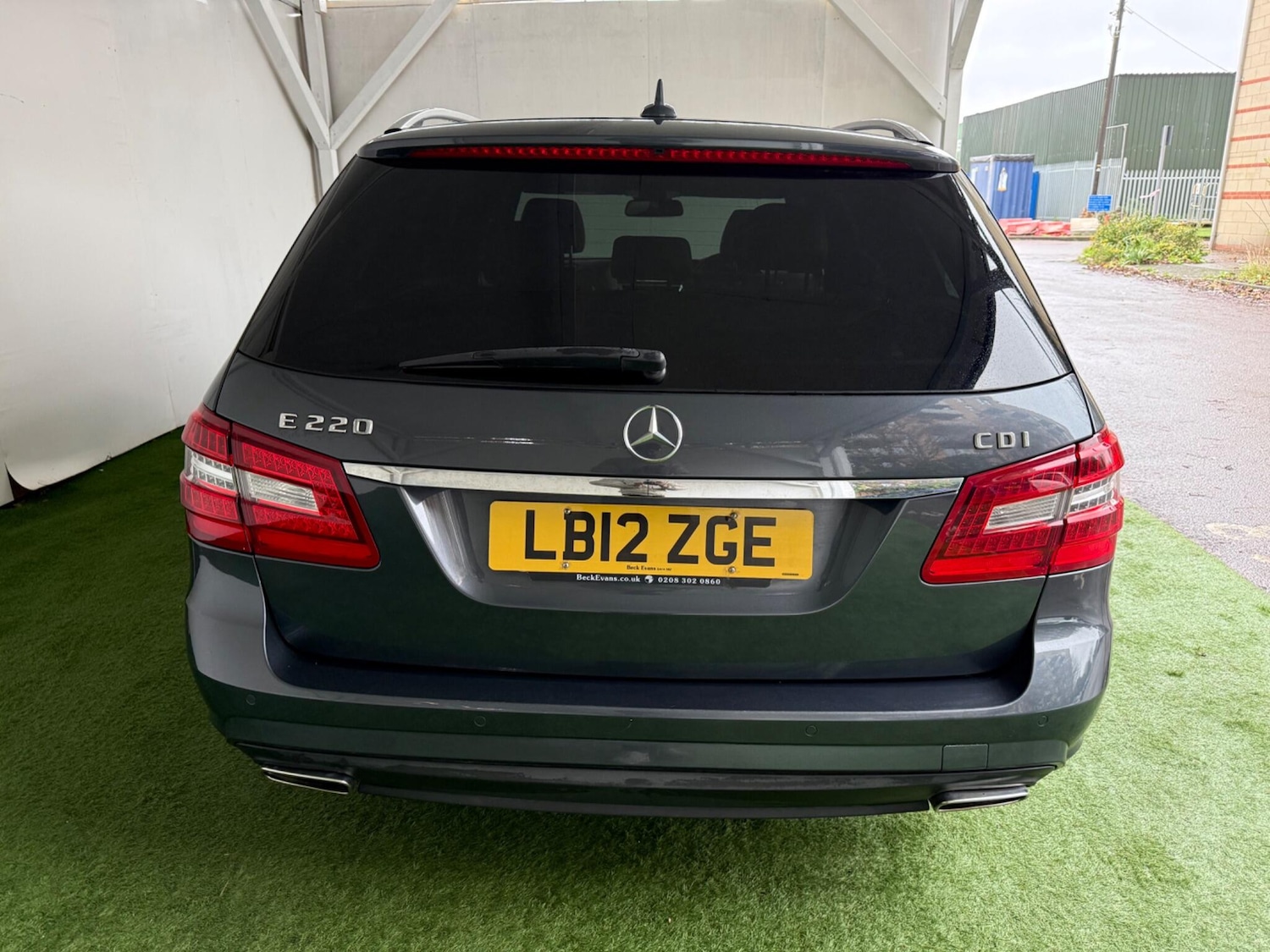 Used Mercedes-Benz E Class 2012 for sale - 76802232: Photo 7