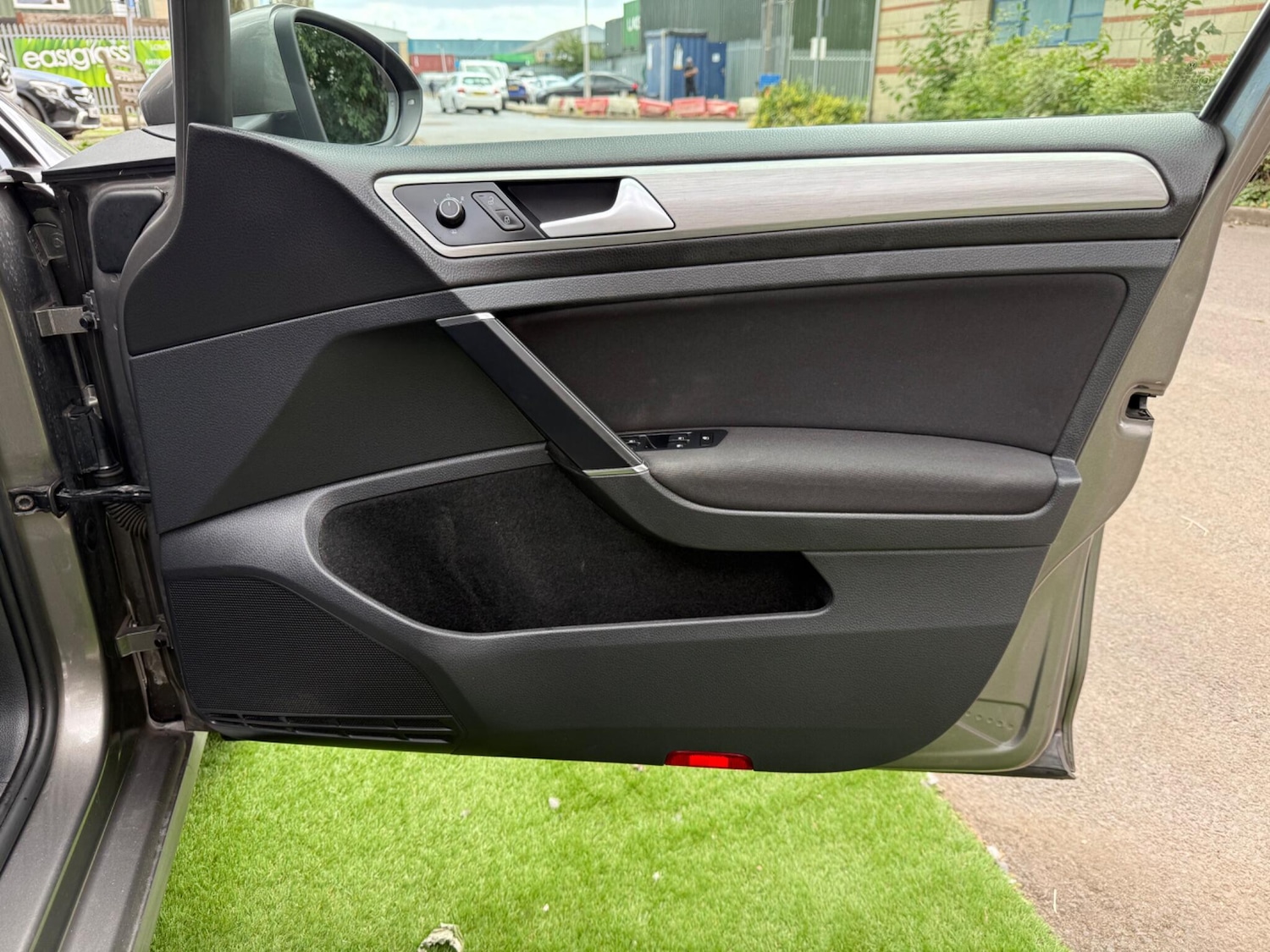 Used Volkswagen Golf 2015 for sale - 76976803: Photo 17