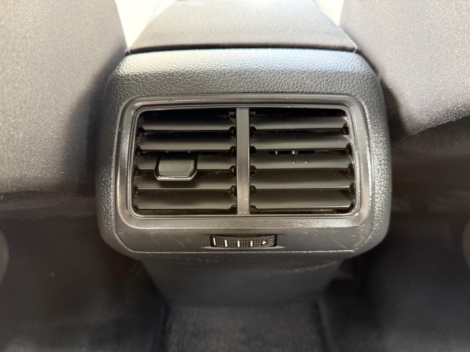 Used Volkswagen Golf 2015 for sale - 76976803: Photo 32