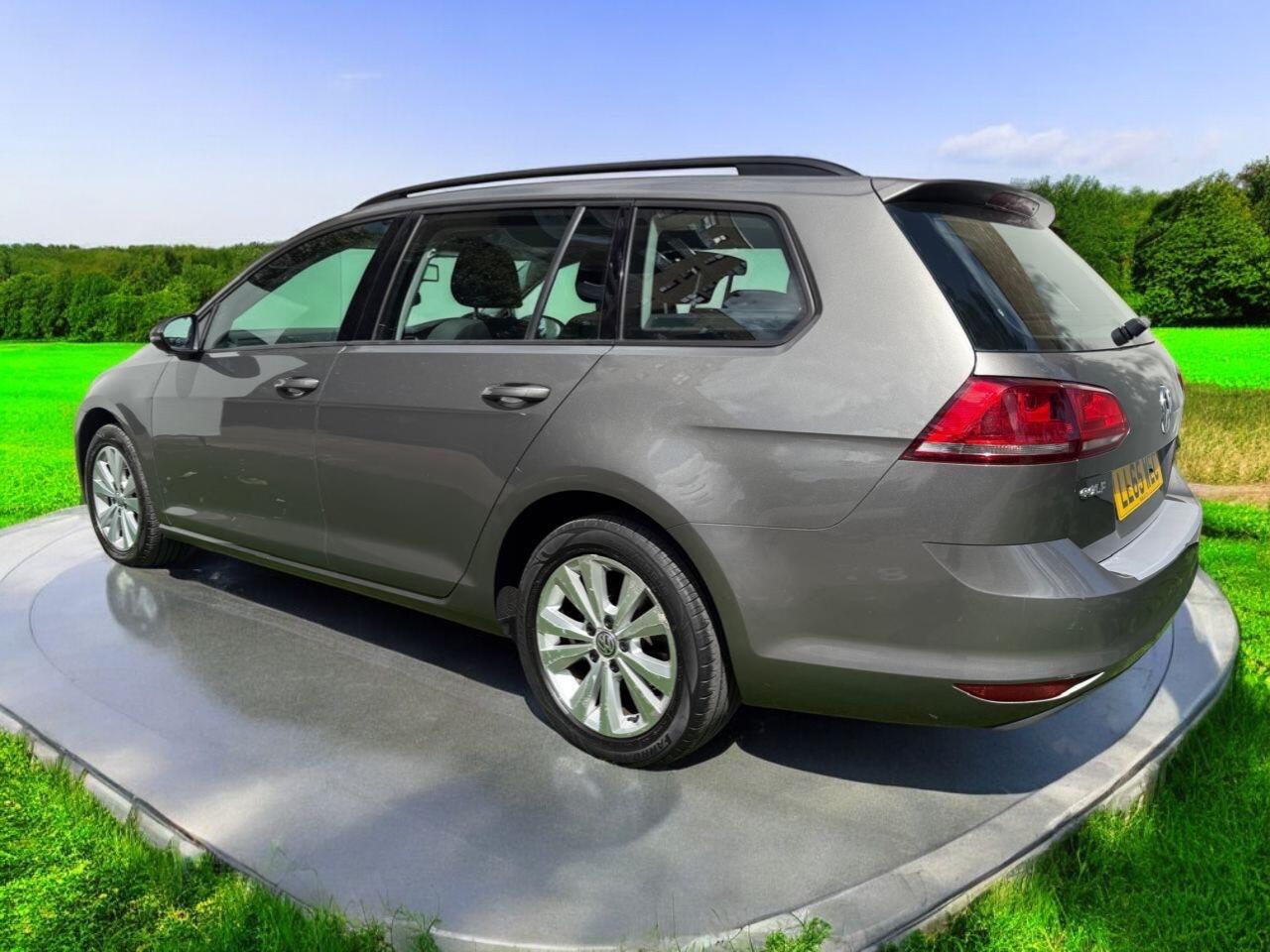 Used Volkswagen Golf 2015 for sale - 76976803: Photo 9