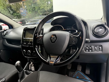 Used Renault Clio 2013 for sale - 75696327: Photo