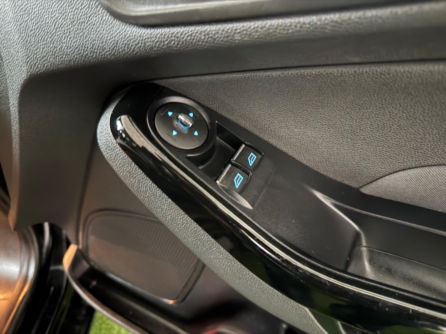 Used Ford Fiesta for sale - 76997209: Photo 38