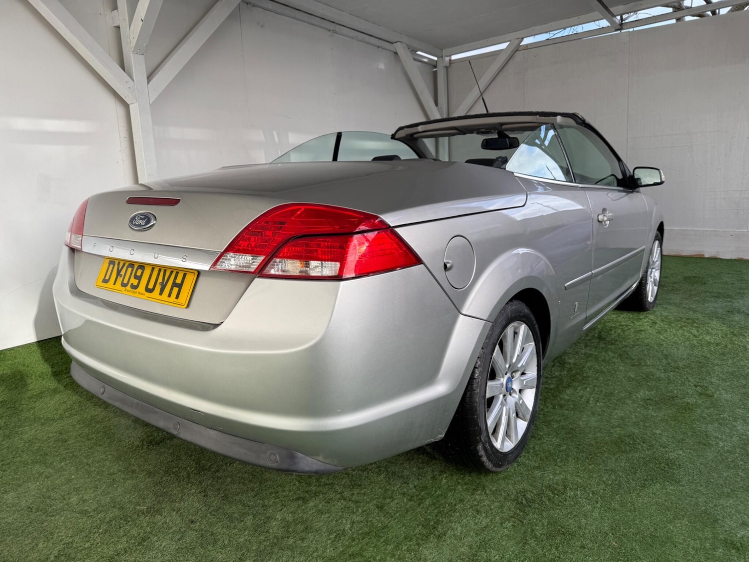 Used Ford Focus CC 2009 for sale - 76850461: Photo 14