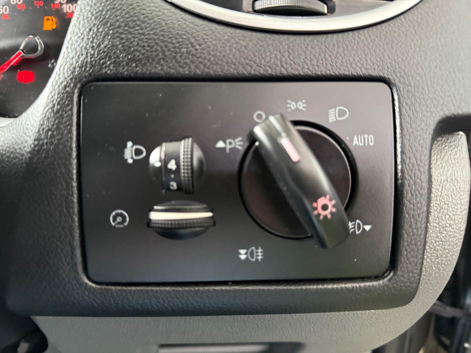 Used Ford Focus CC 2009 for sale - 76850461: Photo 43