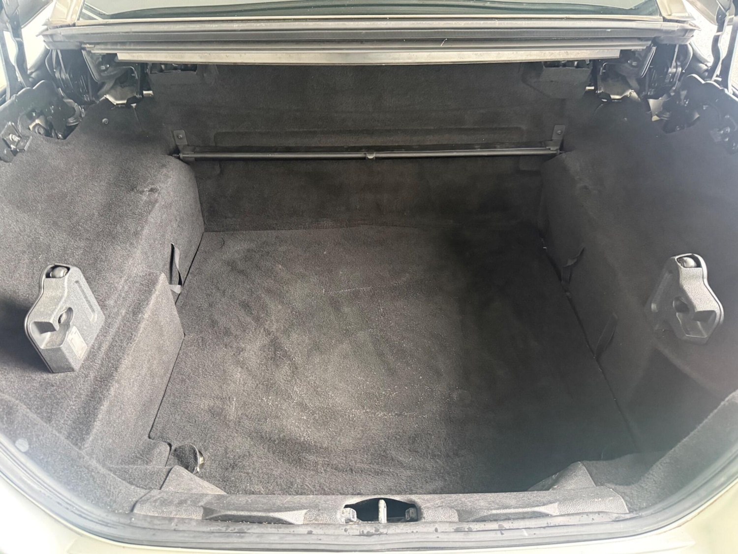 Used Ford Focus CC 2009 for sale - 76850461: Photo 8