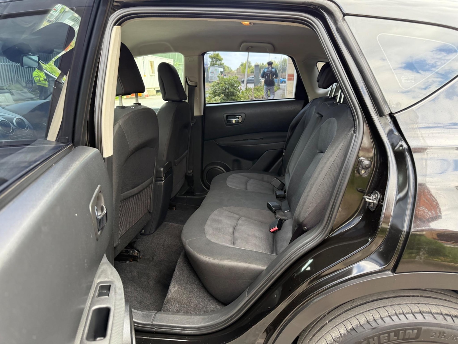 Vehicle 21