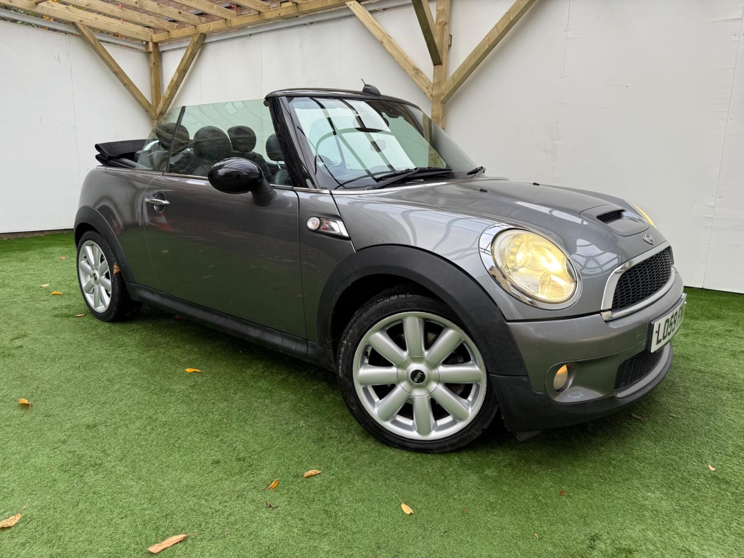 Used MINI Convertible 2009 for sale - 76522126: Photo 13
