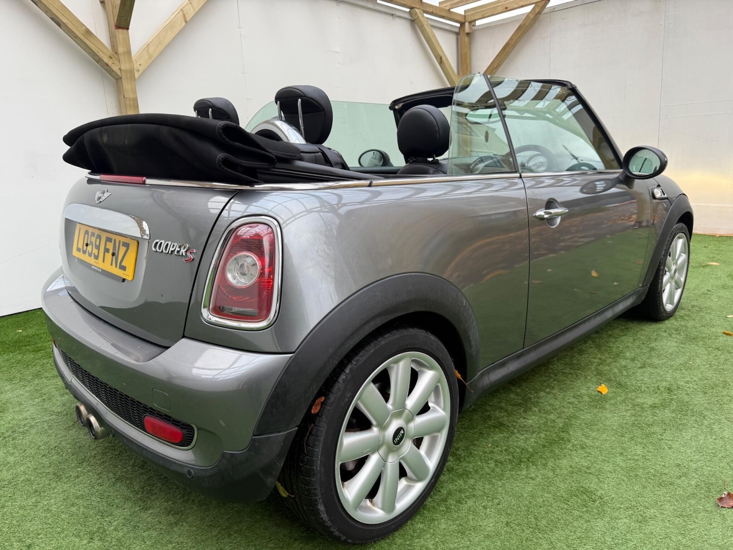 Used MINI Convertible 2009 for sale - 76522126: Photo 14