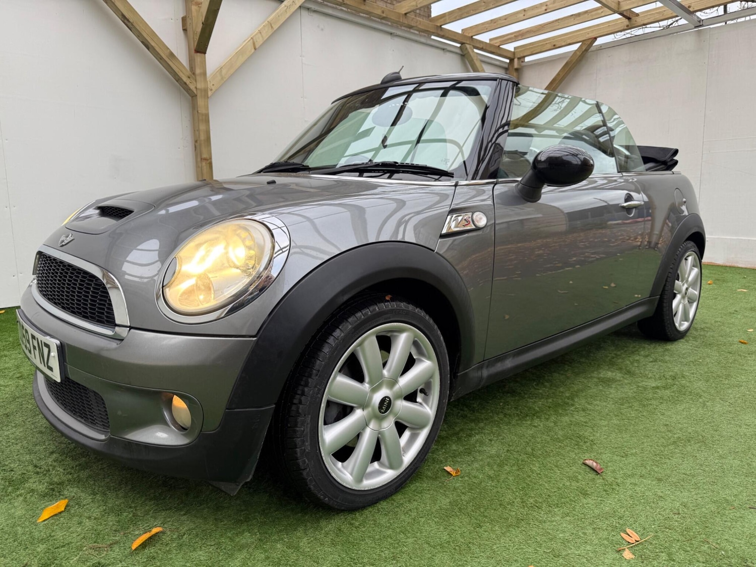 Used MINI Convertible 2009 for sale - 76522126: Photo 16