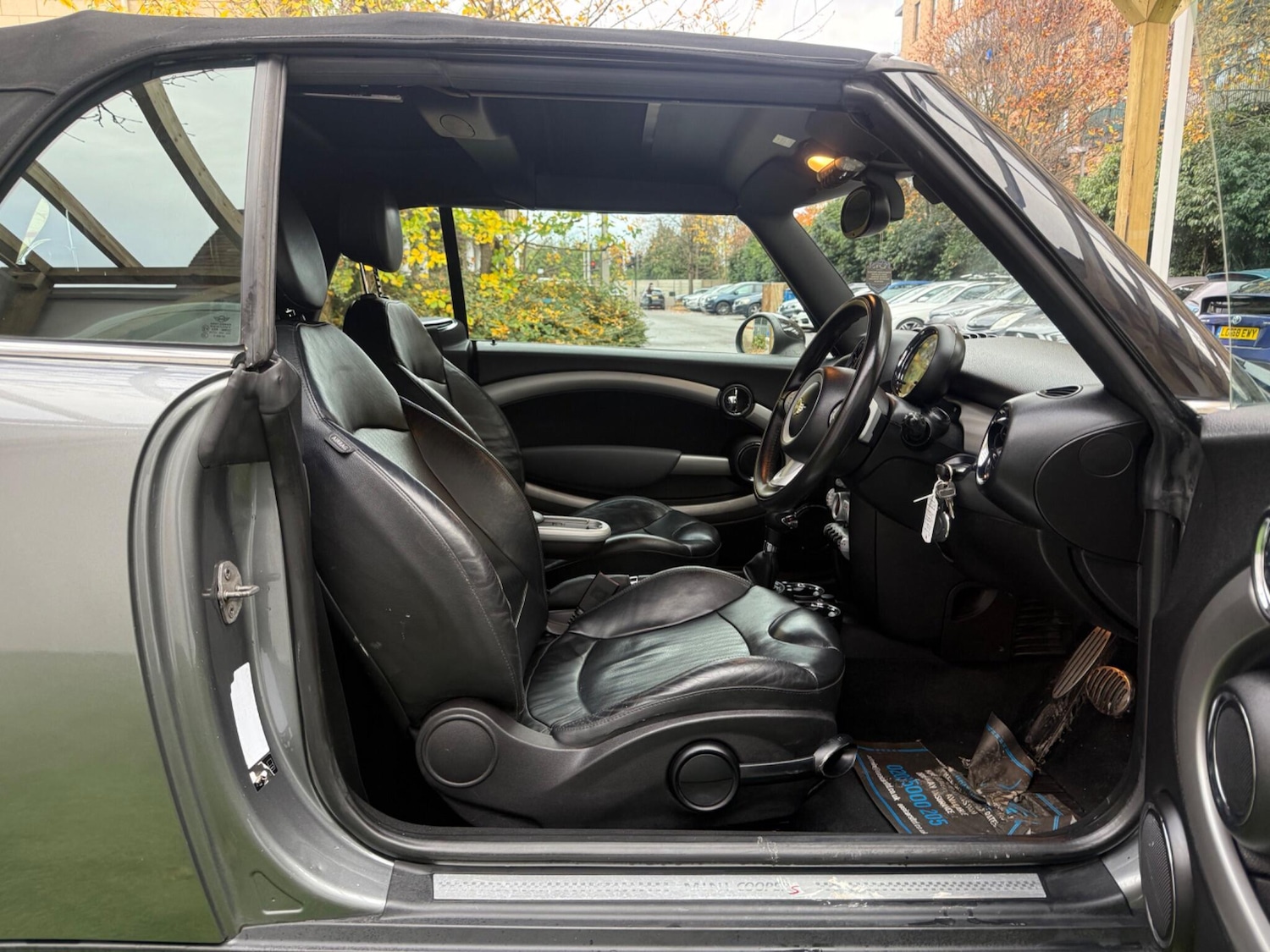 Used MINI Convertible 2009 for sale - 76522126: Photo 19