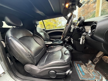 Used MINI Convertible 2009 for sale - 76522126: Photo