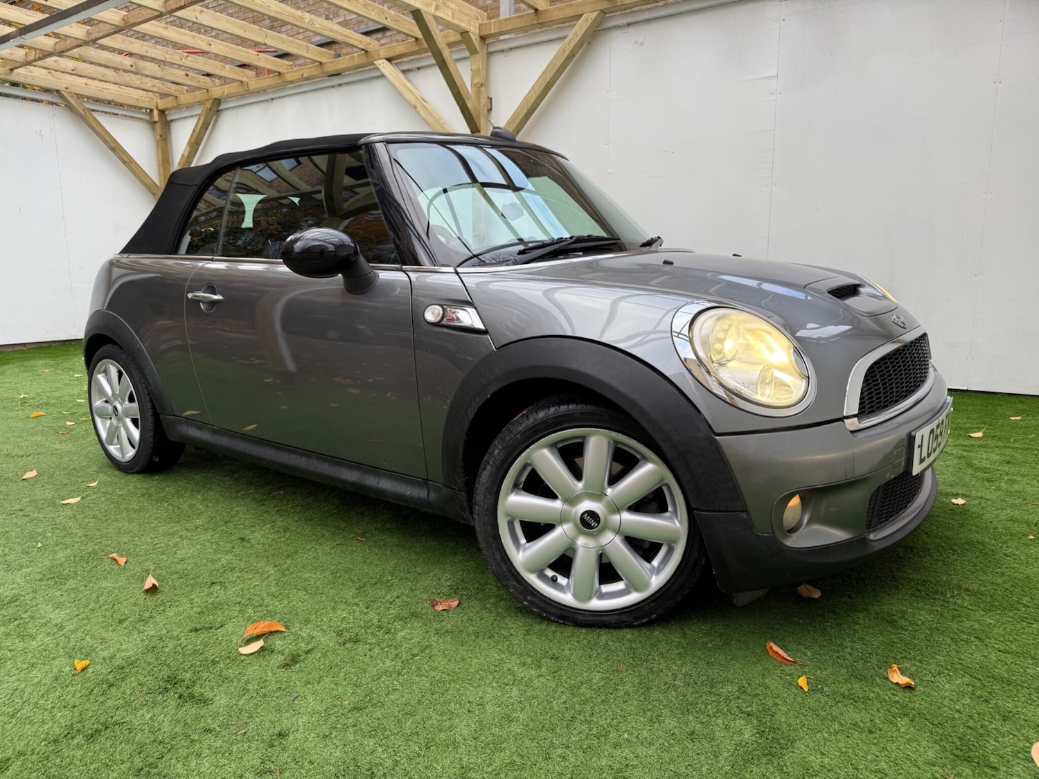 Used MINI Convertible 2009 for sale - 76522126: Photo 4
