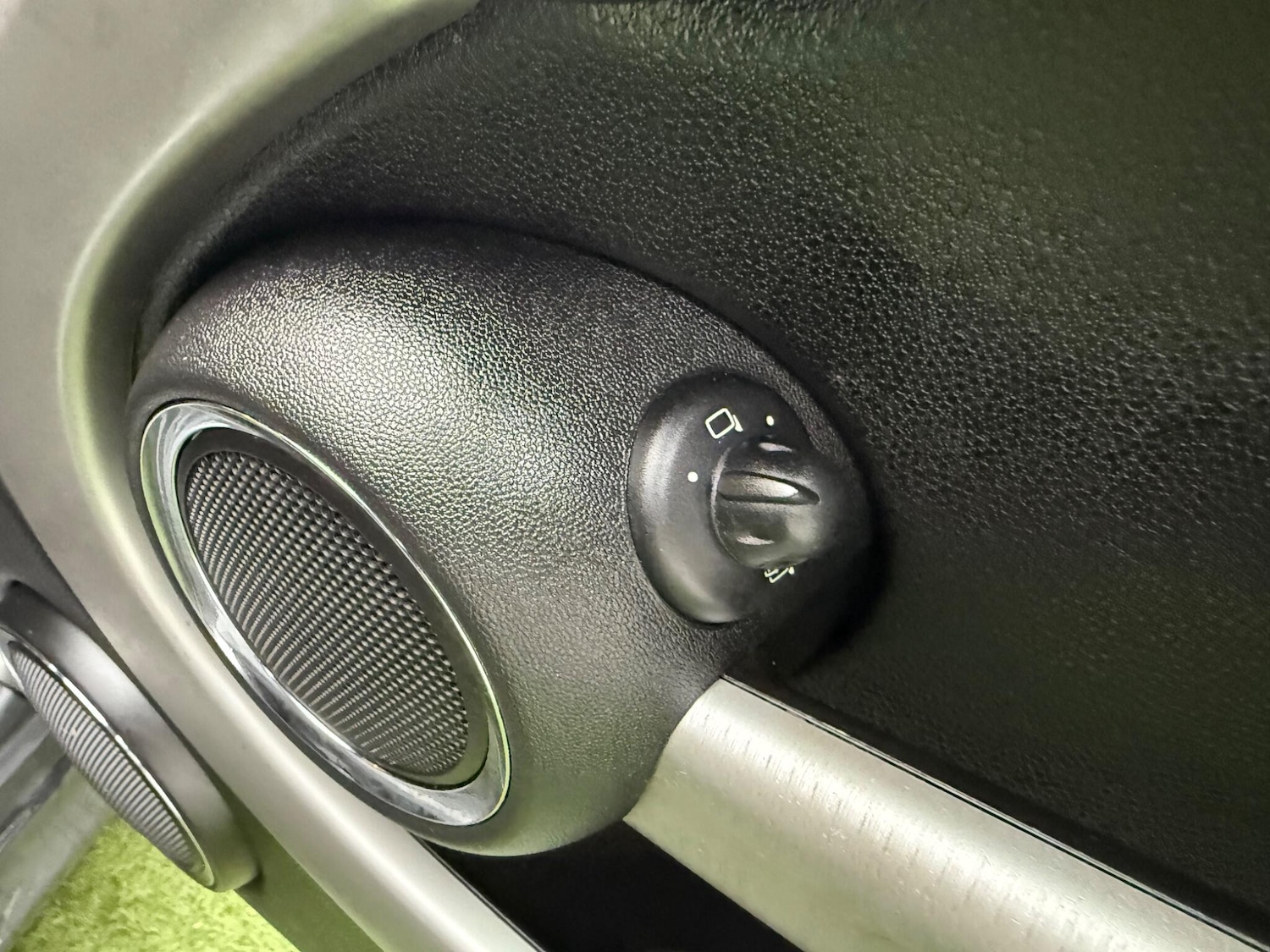 Used MINI Convertible 2009 for sale - 76522126: Photo 41