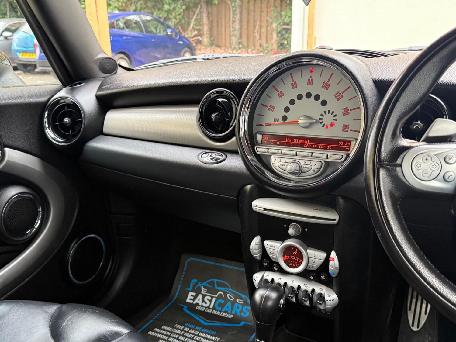 Used MINI Convertible 2009 for sale - 76522126: Photo 54